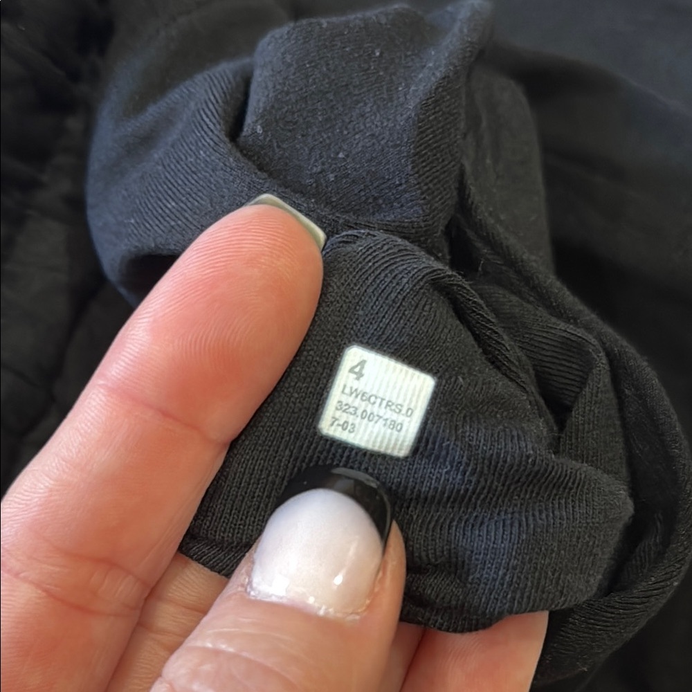 LULULEMON NWOT Sz:4 Black Jogger Pants - Picture 4 of 6